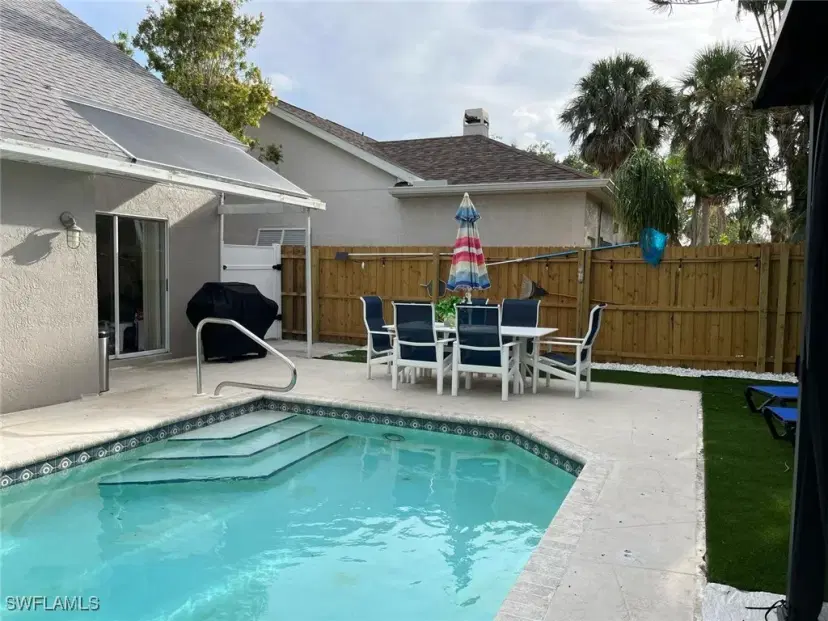 Picture of 15009 Cloverdale Dr, Fort Myers FL 33919
