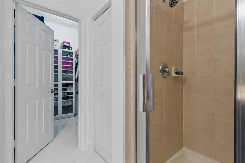 Picture of 9130 Pershore Pl 9130, Tamarac FL 33321