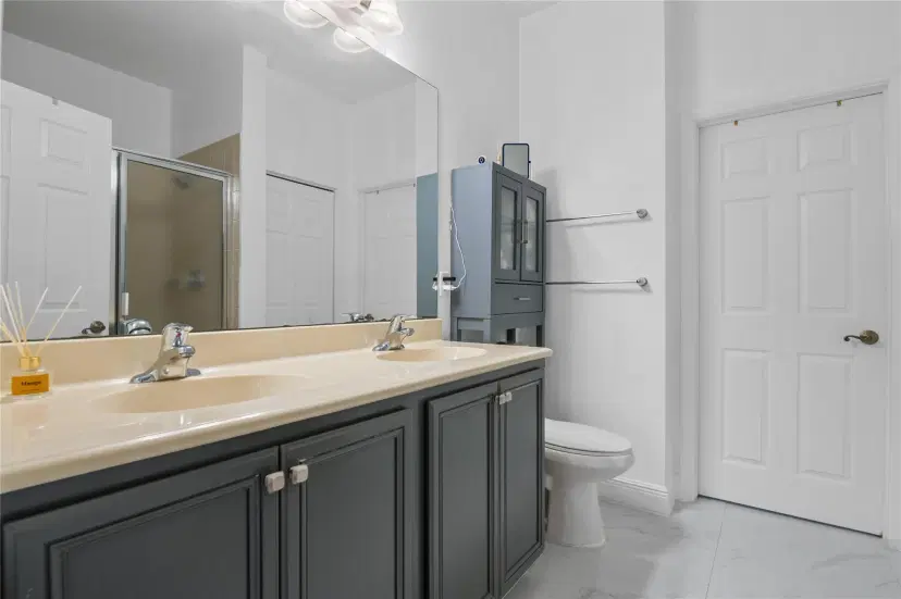 Picture of 9130 Pershore Pl 9130, Tamarac FL 33321