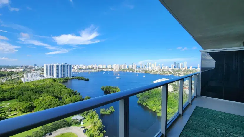 Picture of 16385 Biscayne Blvd 2606, Aventura FL 33160