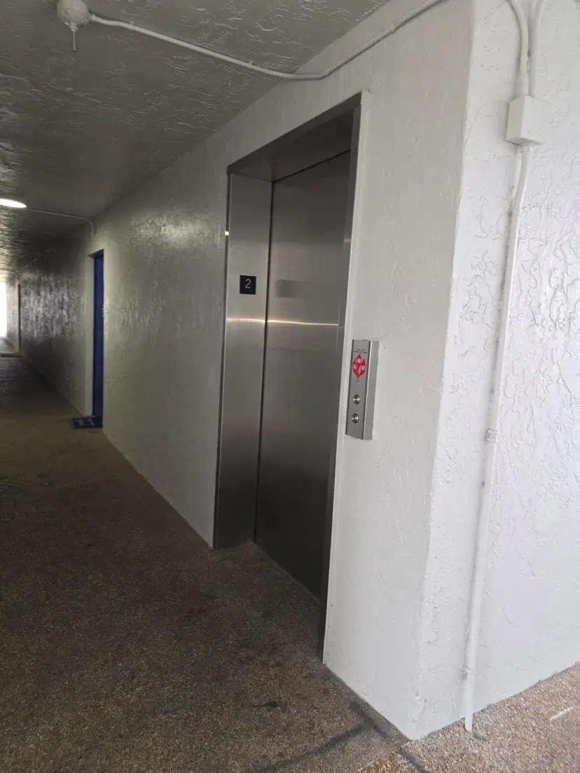 Picture of 3710 N Pine Island Road 222, Sunrise FL 33351