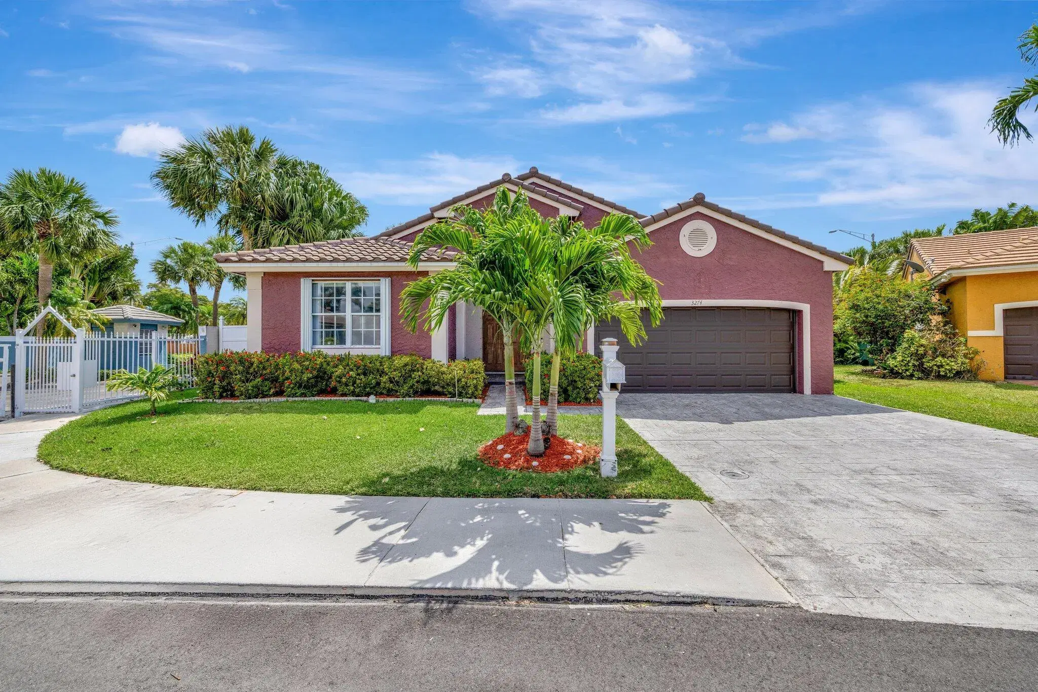 Picture of 3274 NW 22Nd Avenue, Oakland Park, FL 33309