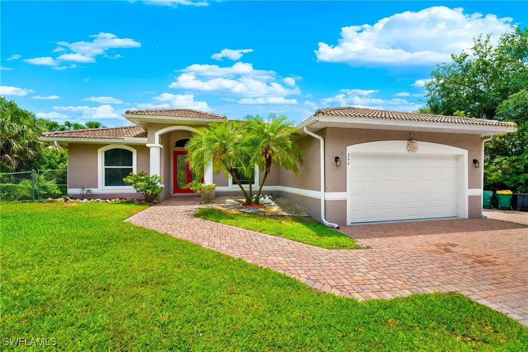 Picture of 240 12Th Ave Nw, Naples, FL 34120