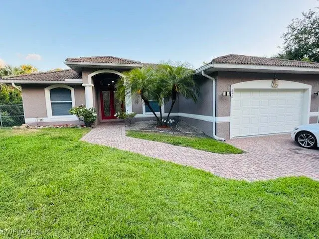 Picture of 240 12Th Ave Nw, Naples FL 34120