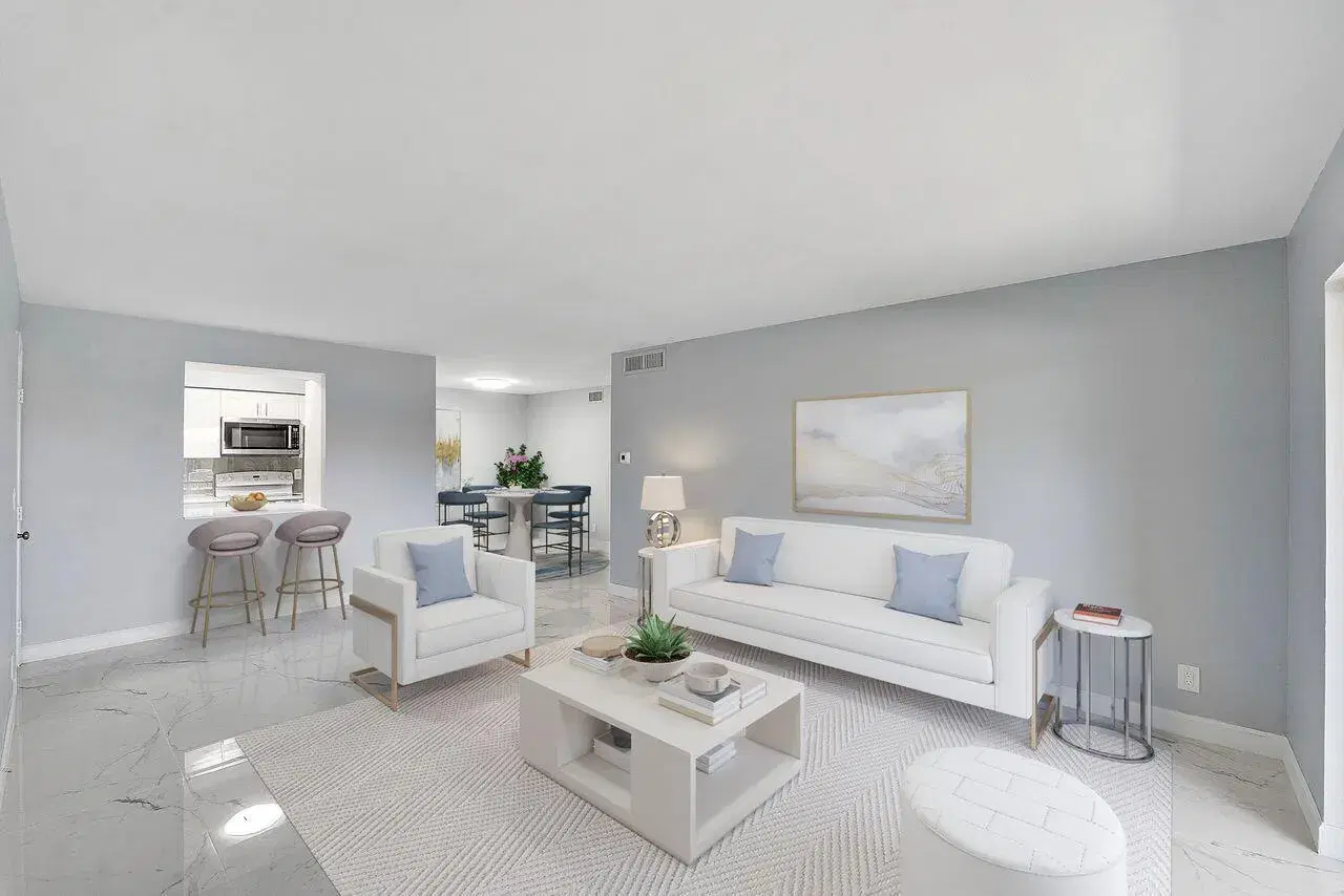 Picture of 9960 Pineapple Tree Drive 107, Boynton Beach, FL 33436