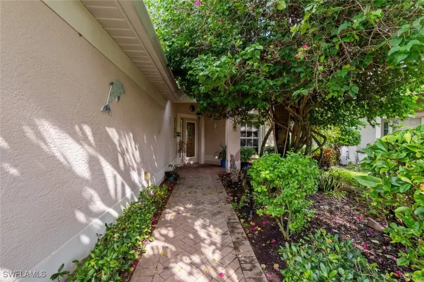 Picture of 9964 Horse Creek Rd, Fort Myers FL 33913