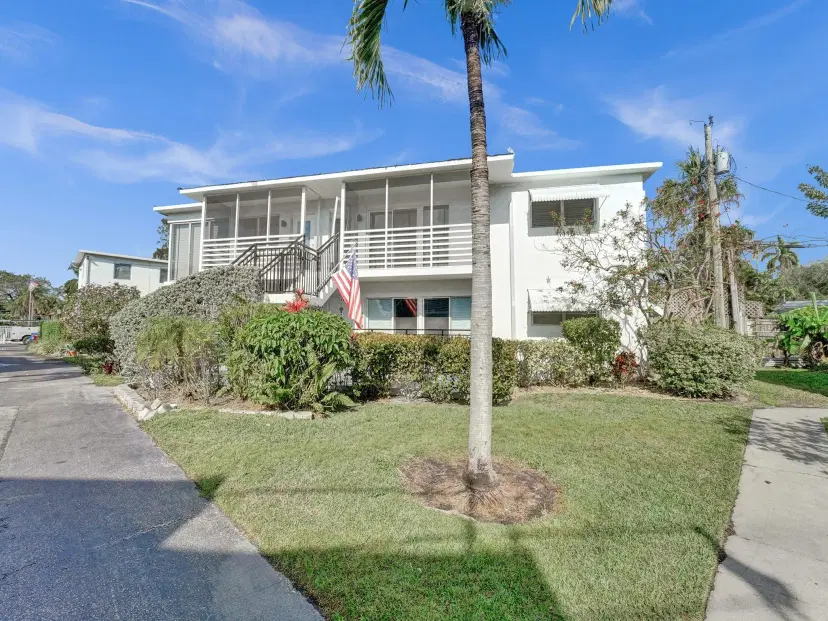 Picture of 1115 SE 14Th Pl 19C, Fort Lauderdale FL 33316