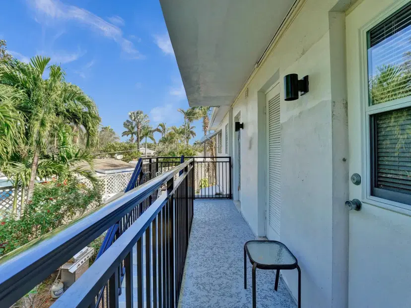 Picture of 1115 SE 14Th Pl 19C, Fort Lauderdale FL 33316