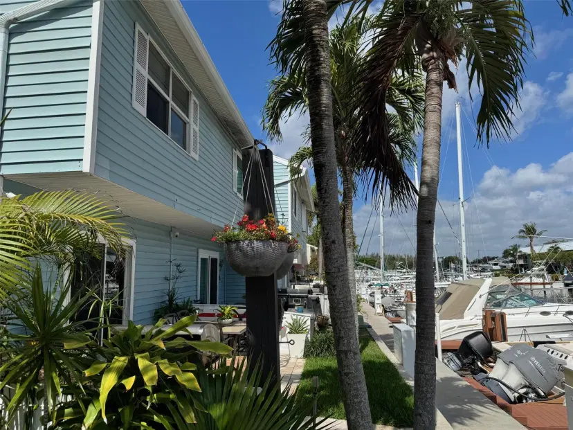 Picture of 2559 NE 15Th St, Pompano Beach FL 33062