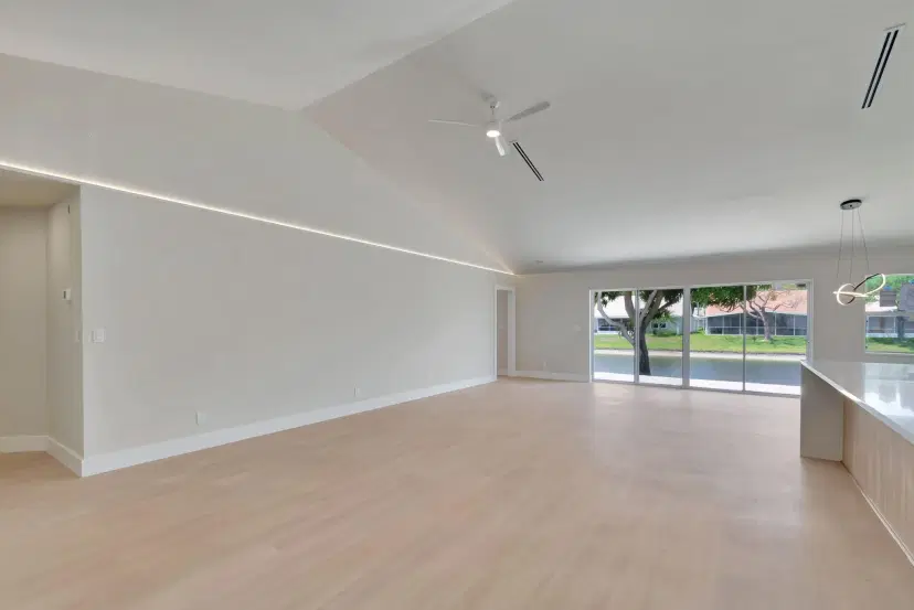 Picture of 5530 Grande Palm Cir, Delray Beach FL 33484