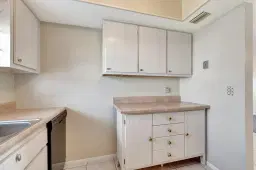 Picture of 2811 Ashley Drive E E, West Palm Beach, FL 33415