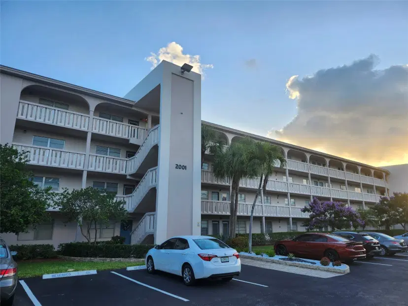 Picture of 2001 Granada Dr C 3, Coconut Creek FL 33066