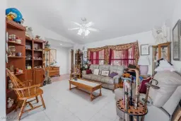 Picture of 10620 Regent Cir, Naples, FL 34109