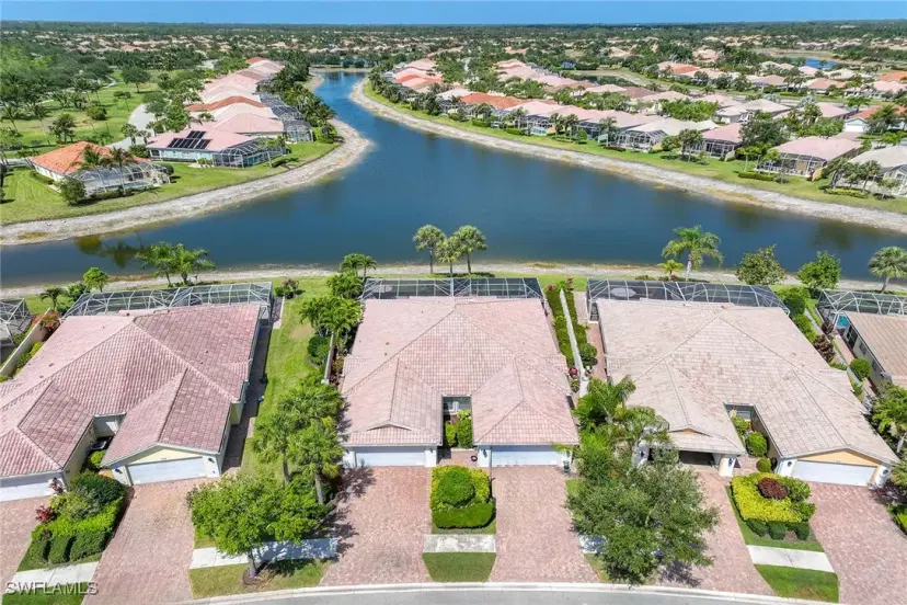 Picture of 8225 Xenia Ln, Naples FL 34114