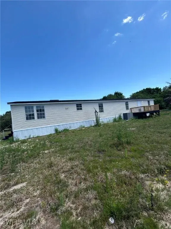 Picture of 1369 Horseshoe Loop, Moore Haven FL 33471