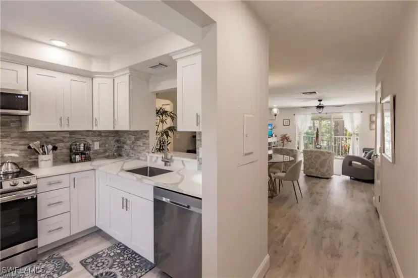 Picture of 7098 Nantucket Cir 7, North Fort Myers FL 33917
