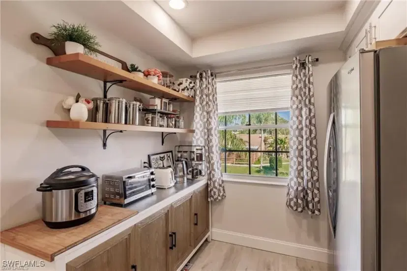 Picture of 7098 Nantucket Cir 7, North Fort Myers FL 33917