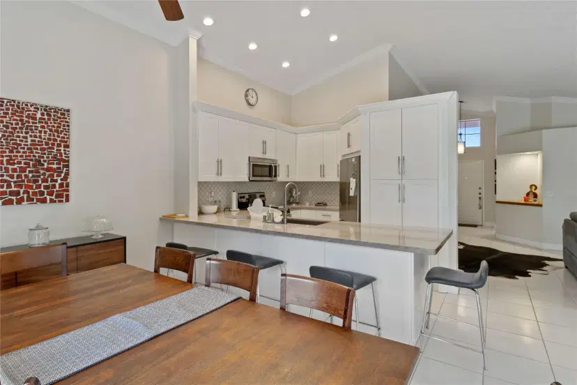 Picture of 350 Somerset Way, Weston FL 33326