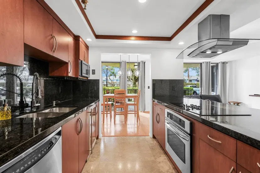 Picture of 859 Jeffery Street 111, Boca Raton FL 33487
