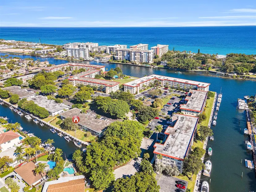 Picture of 3125 NE 48Th Ct 222, Lighthouse Point FL 33064