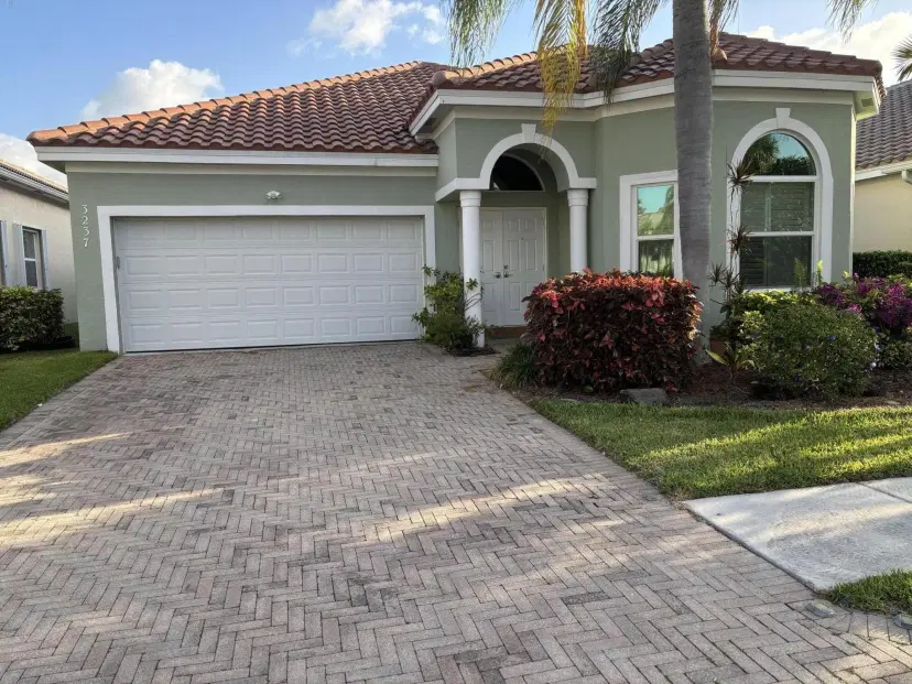 Picture of 3237 El Camino Real, West Palm Beach, FL 33409