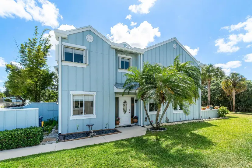 Picture of 6199 Riverwalk 6 Lane 6, Jupiter FL 33458