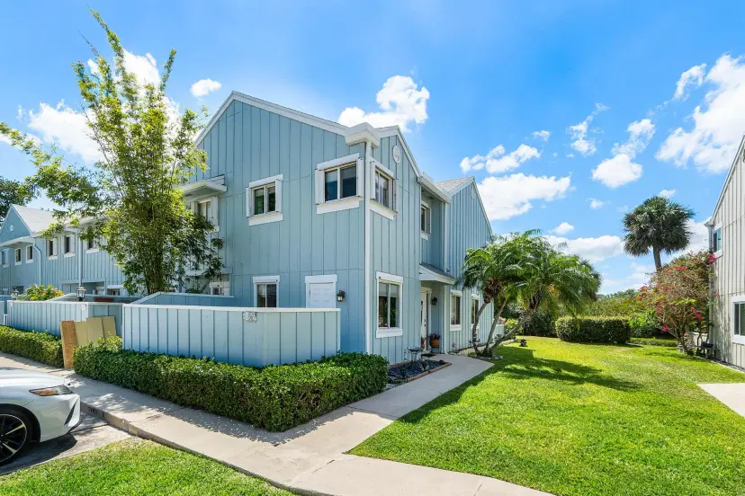 Picture of 6199 Riverwalk 6 Lane 6, Jupiter FL 33458