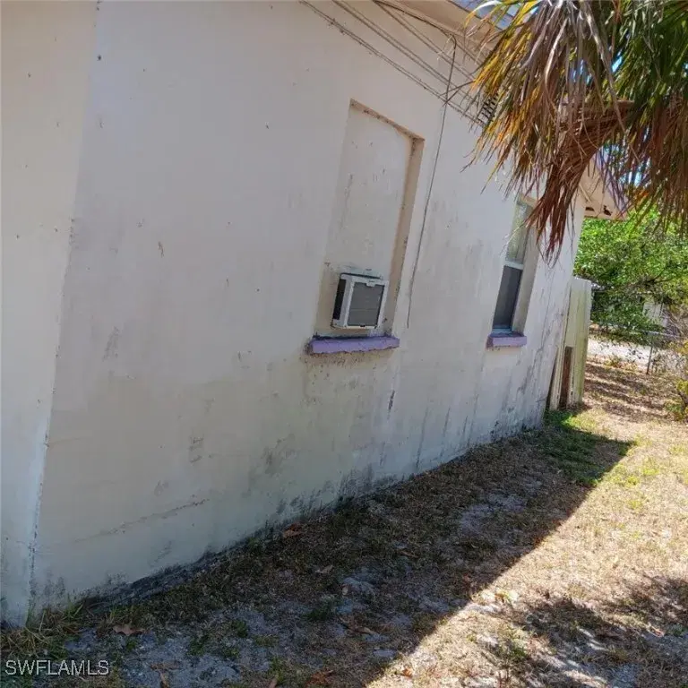 Picture of 1629 Pawnee St, Fort Myers FL 33916