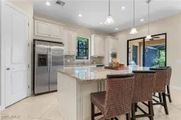 Picture of 8550 Palacio Ter N, Naples, FL 34114
