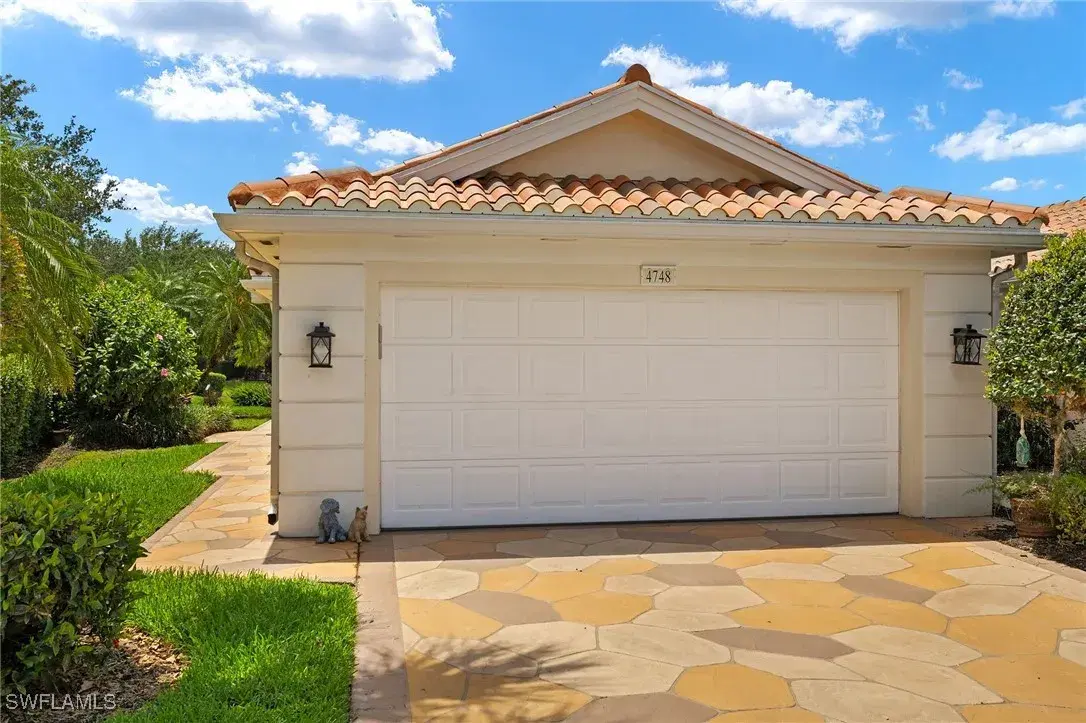 Picture of 4748 San Carlo Ct, Naples, FL 34109