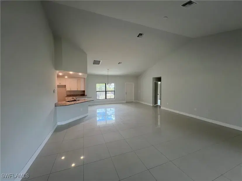 Picture of 6133 Hutton Ct, Fort Myers FL 33905