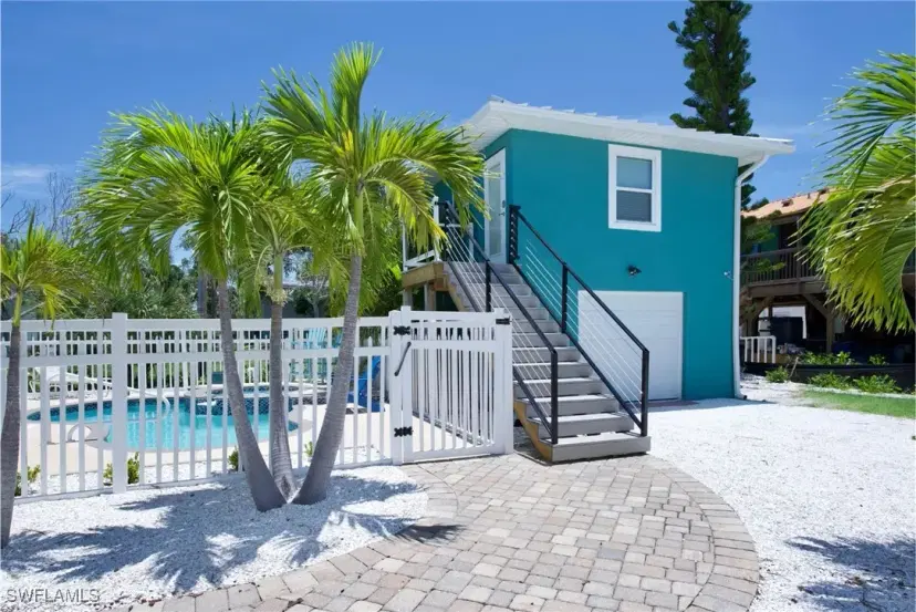 Picture of 210 Dakota Ave, Fort Myers Beach FL 33931