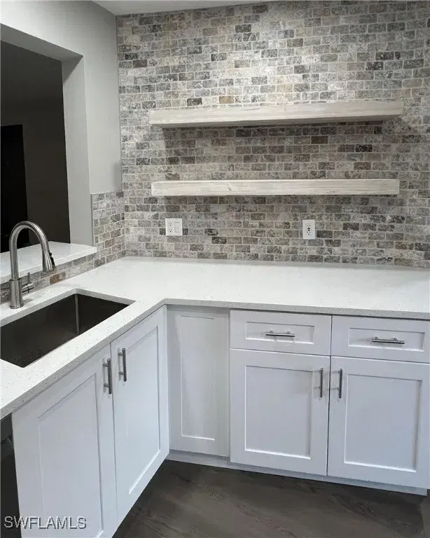 Picture of 379 Gabriel Cir 2309, Naples FL 34104