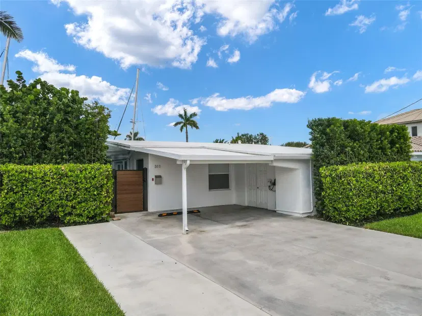 Picture of 311 NE 2Nd Ct, Dania Beach FL 33004
