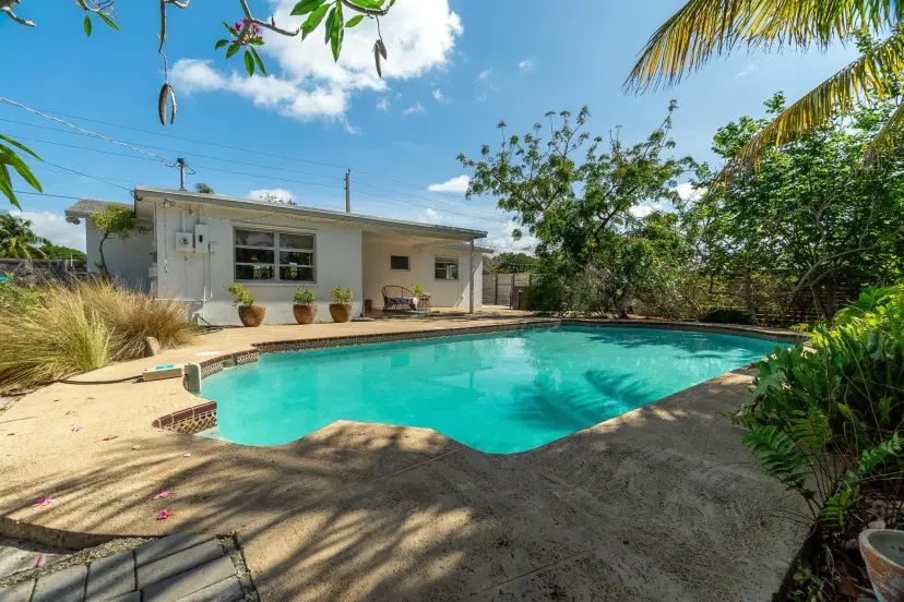 Picture of 204 SW 10Th Avenue, Boynton Beach FL 33435