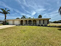 Picture of 601 SW Ivanhoe Drive, Port St Lucie, FL 34983