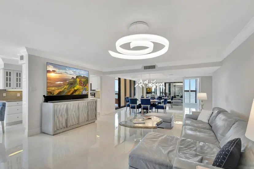 Picture of 5380 N Ocean Drive 5A, Riviera Beach FL 33404