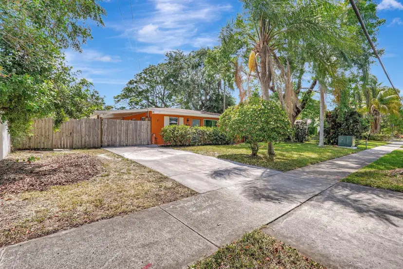 Picture of 4633 SW 31St Drive, West Park FL 33023