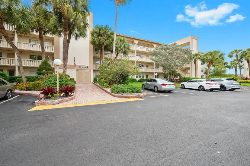 Picture of 2905 Victoria Pl 4, Coconut Creek FL 33066