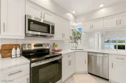 Picture of 2524 Sailors Way 118, Naples, FL 34109