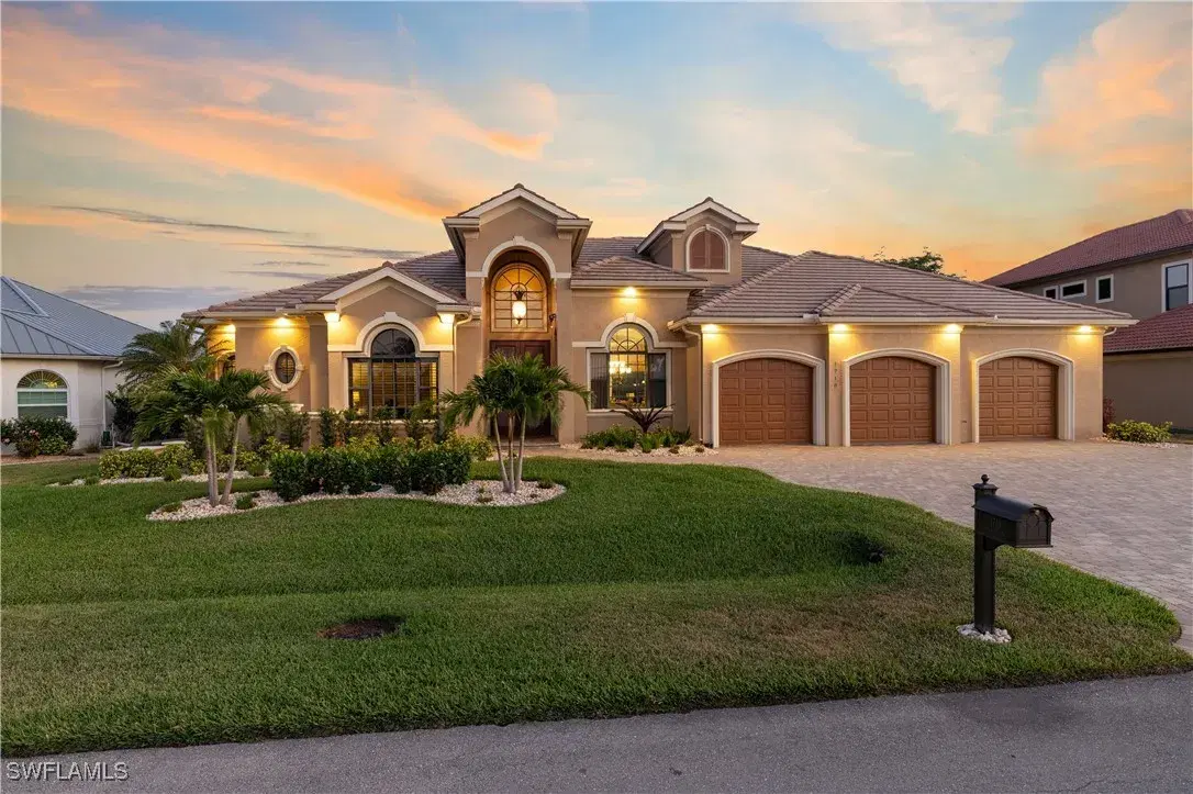 Picture of 1718 SE 44Th Ter, Cape Coral, FL 33904