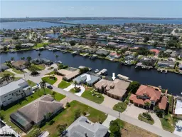 Picture of 1718 SE 44Th Ter, Cape Coral, FL 33904
