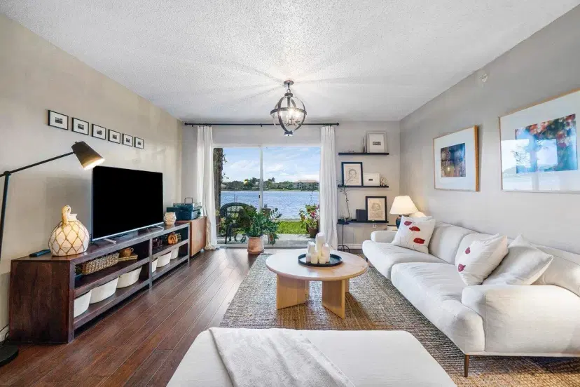 Picture of 5031 Wiles Road 104, Coconut Creek FL 33073