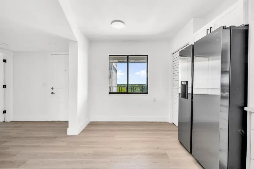 Picture of 14475 Strathmore Lane 808, Delray Beach FL 33446