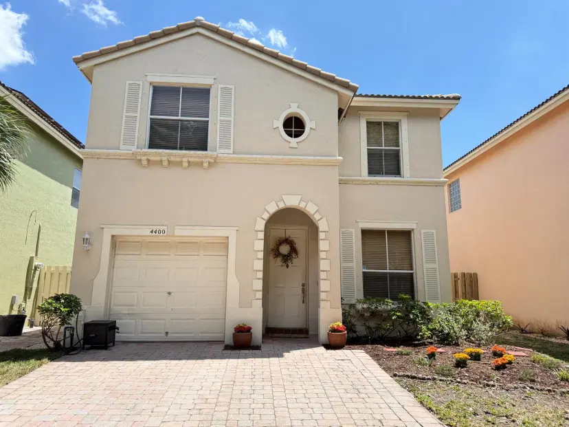 Picture of 4400 Lake Lucerne Circle, West Palm Beach FL 33409