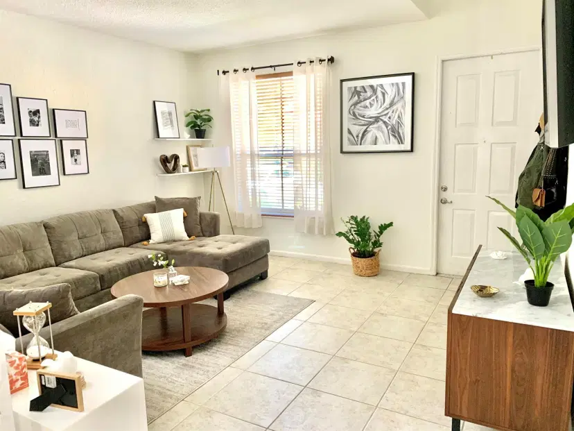 Picture of 4400 Lake Lucerne Circle, West Palm Beach FL 33409