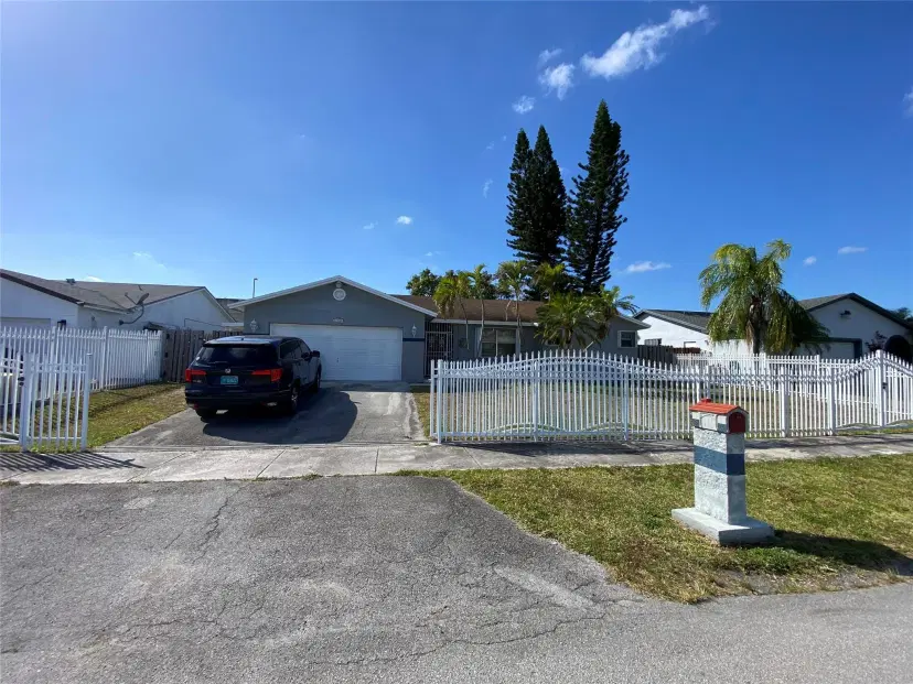 Picture of 12539 SW 259Th St, Homestead FL 33032