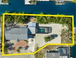 Picture of 351 Jefferson Ct, Fort Myers Beach, FL 33931