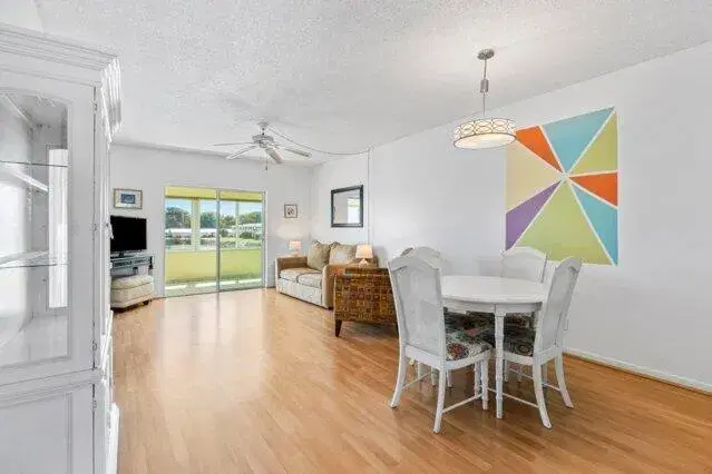 Picture of 1118 Lake Terrace H209, Boynton Beach FL 33426