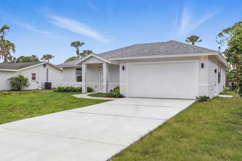 Picture of 5104 Birch Drive, Fort Pierce FL 34982